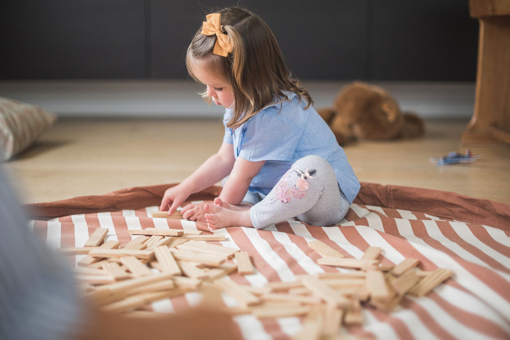 Playmat and Storage Bag – Brown Stripes by Play and Go
