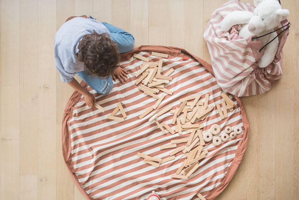 Playmat and Storage Bag – Brown Stripes by Play and Go
