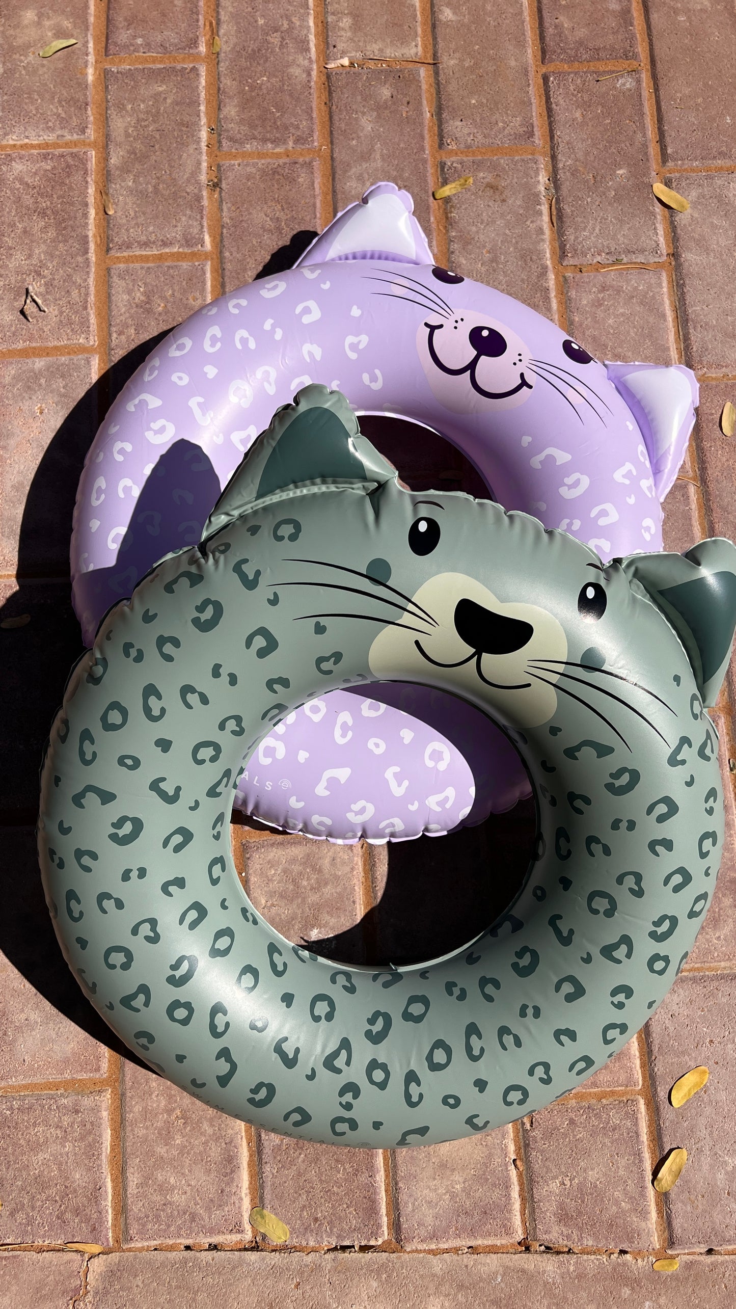 Green leopard Printed Animal Swimring 55 cm - By Swim Essentials