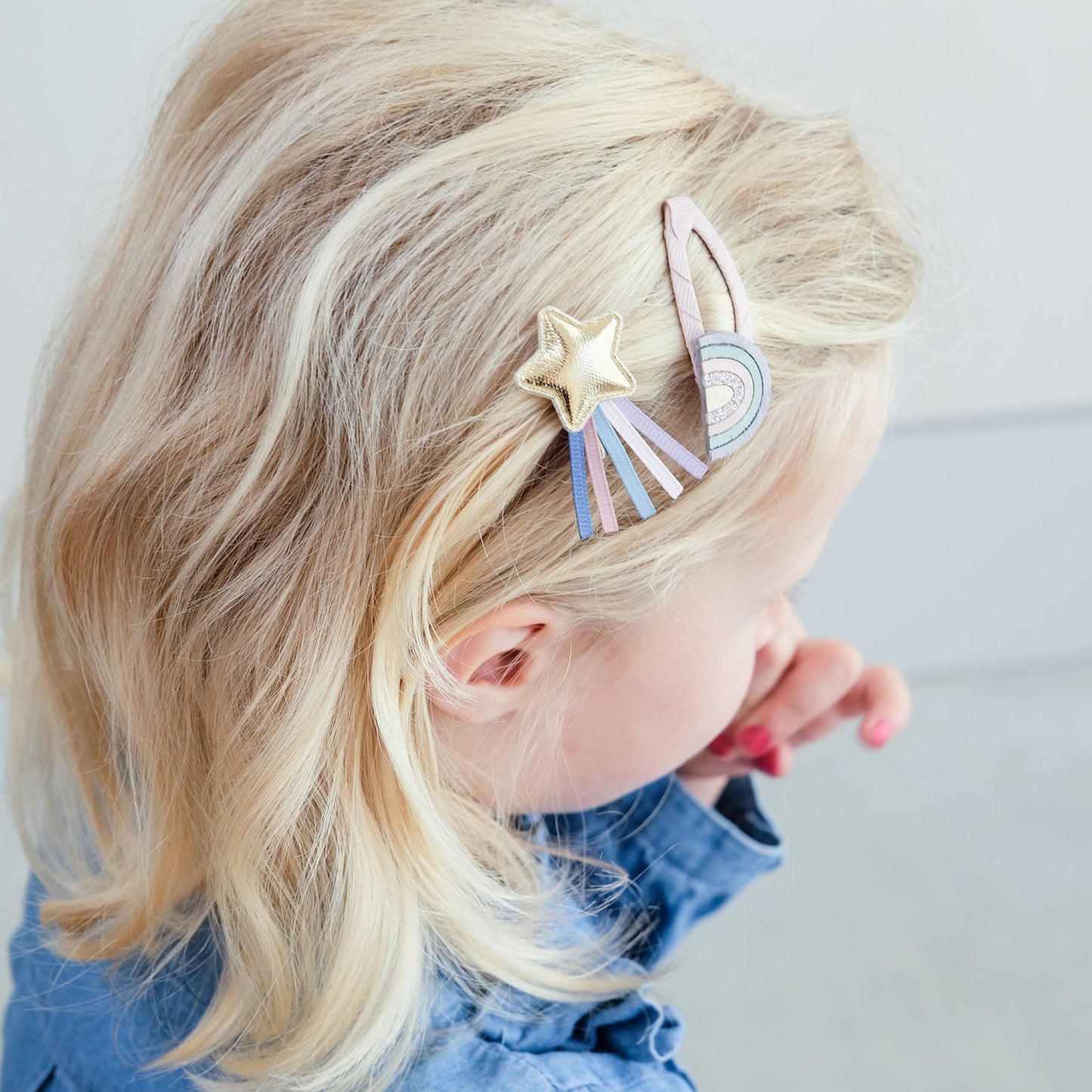 Dreamer over the rainbow clips by Mimi & Lula