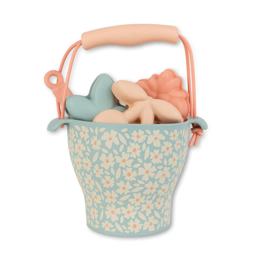 Florish Green Silicone Sand Bucket set by Swim Essentials