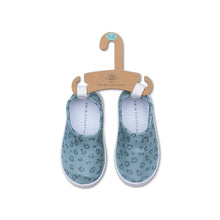 Load image into Gallery viewer, Green Leopard watershoes by Swim Essentials
