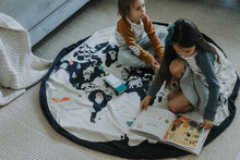 Load image into Gallery viewer, Playmat and Storage Bag – world map by Play and Go
