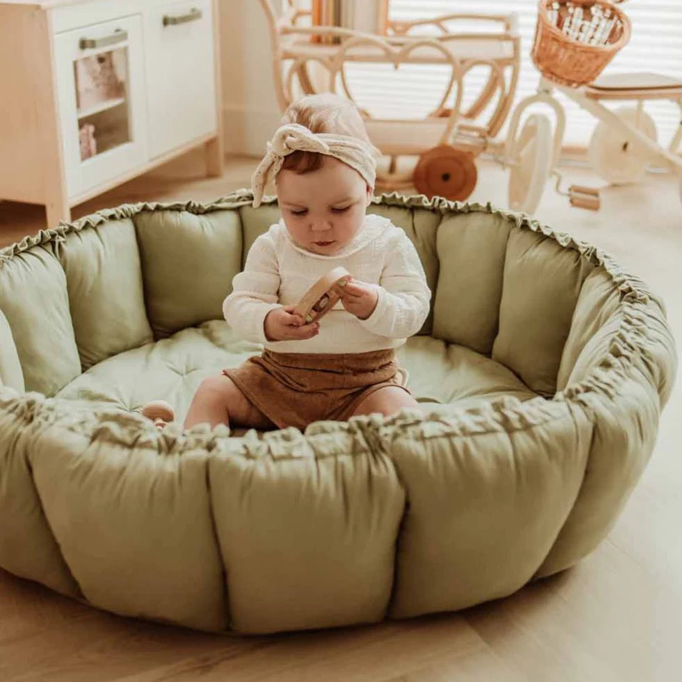 Bloom Organic Playmat and Storage Bag - Meadow Green by Play and Go