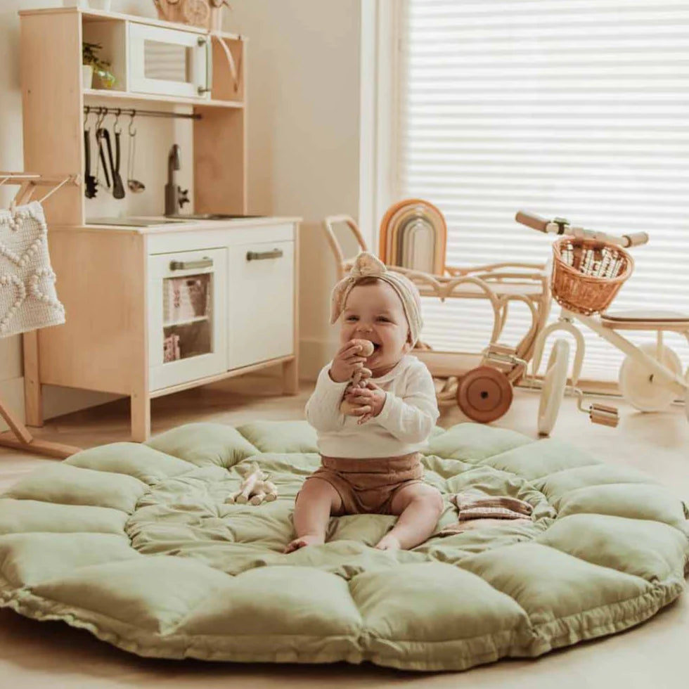 Bloom Organic Playmat and Storage Bag - Meadow Green by Play and Go