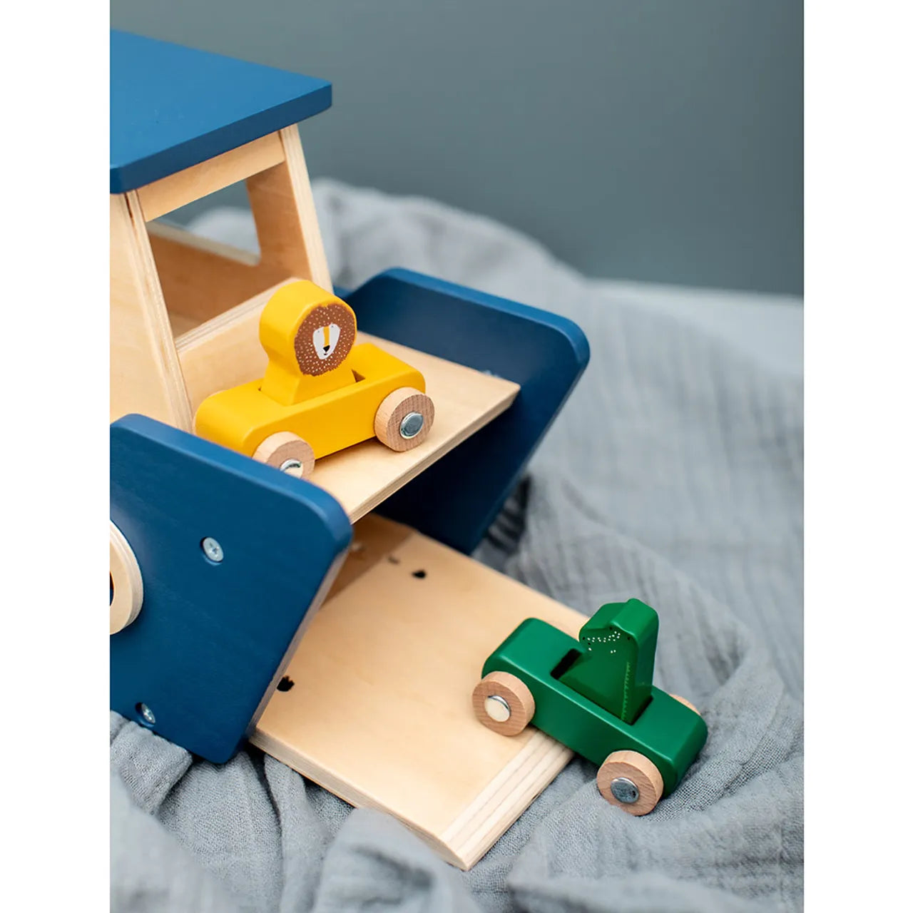 Wooden Ferry Boat - Blue by Trixie