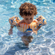 Load image into Gallery viewer, Shark Puddle Jumper 2-6 years by Swim Essentials
