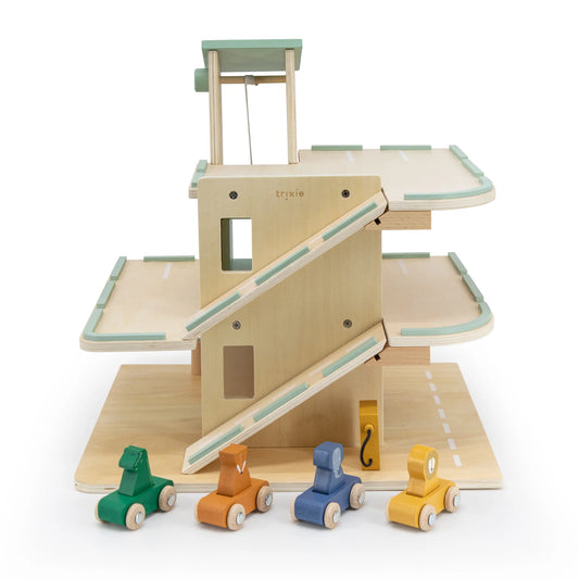 Wooden car park with accessories by Trixie