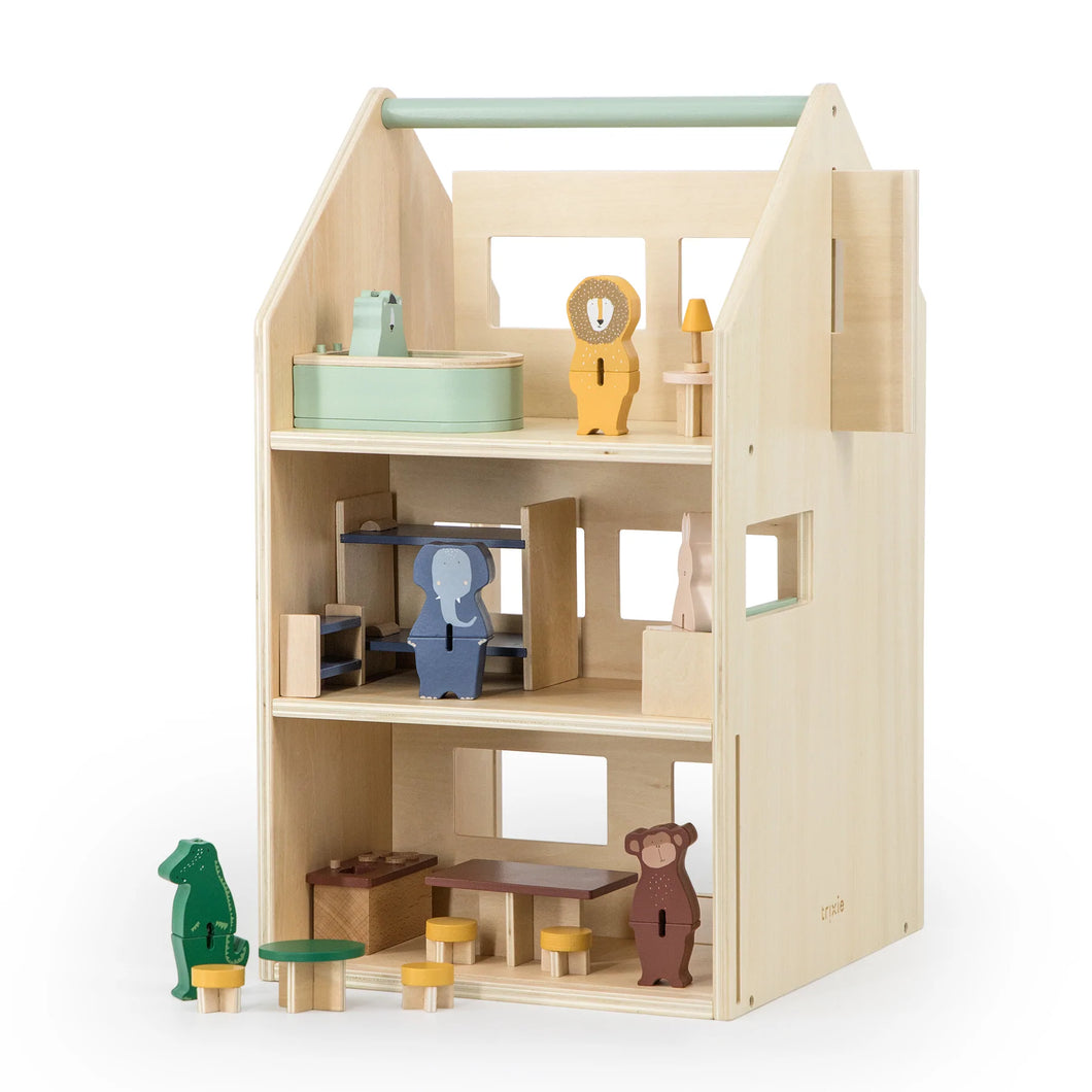 Wooden play house with accessories by Trixie