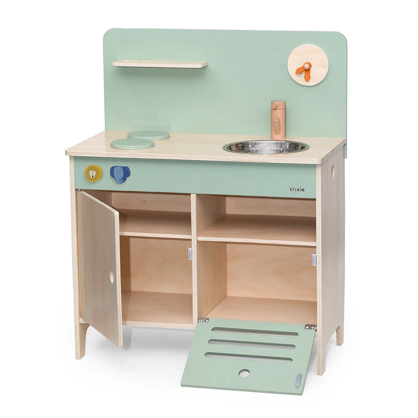 Wooden Kitchen by Trixie